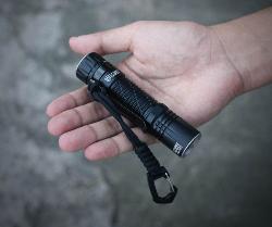 Lampe torche EDC33 - 4000Lm - 115,6mm - Dia-tête : 25,4mm