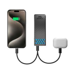 Batterie externe en carbone CARBO20 Bleue - 20000mAh