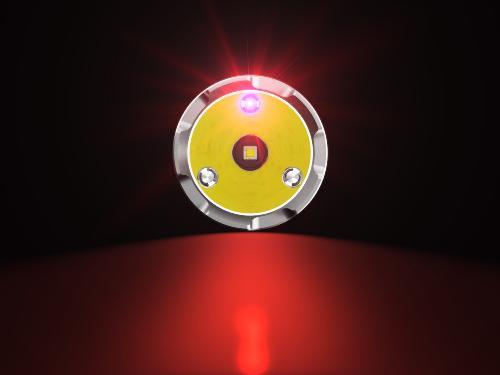 Lampe allume avec une lumire rouge
